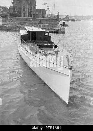 Une cabine de 45 pieds de Wolseley lancement. Créateur : Kirk & Sons de Cowes. Banque D'Images