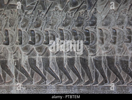 Des bas-reliefs sur les murs, la Province de Siem Reap, Angkor, Cambodge Banque D'Images