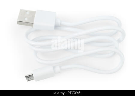 Câble USB blanc isolé sur blanc, chemin de détourage inclus Banque D'Images