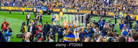 West Coast Eagles acteurs premiership célébrer après 2018 la Grande Finale de l'AFL à Melbourne Australie Victoria MCG. Banque D'Images