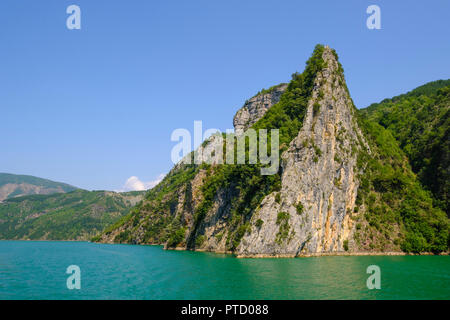 Koman réservoir, Liqeni i Komanit Drin, rivière, Qark Shkodra, l'Albanie Banque D'Images