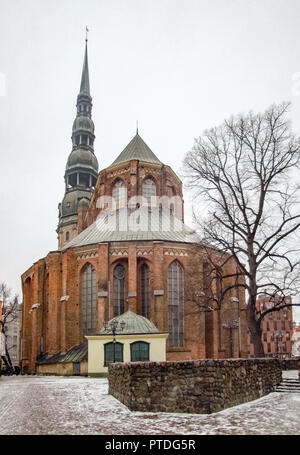 Saint Peters Church à Riga, capitale de la Lettonie à l'heure d'hiver Banque D'Images