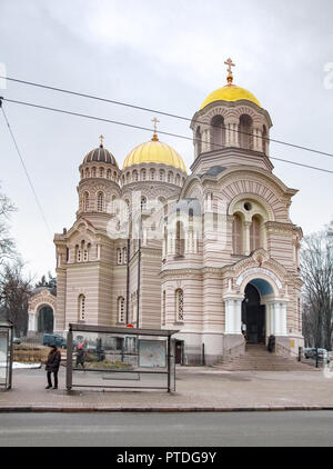 La cathédrale de la nativité de Riga, la capitale de la Lettonie à l'heure d'hiver Banque D'Images