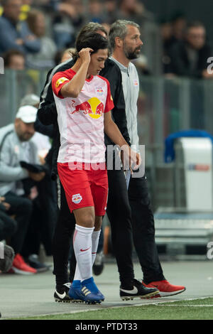 Takumi, (Red Bull Salzbourg) Marco Rose Coach (Red Bull Salzbourg) lors de 'Autriche Bundesliga Tipico' match entre Sturm Graz 1-2 Red Bull Salzbourg à Merkur Arena sur Octobre 07, 2018 à Graz, en Autriche. Credit : Maurizio Borsari/AFLO/Alamy Live News Banque D'Images