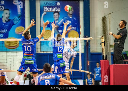 Campinas, Brésil. 05Th Oct, 2018. finale de la Paulista men&# 39;lleyballball, tenu à Campinas, au gymnase Taquaral commençant lundi (8) et de finition étain dans les premières minutes de ce mardi (9) . Crédit : Fabio Leoni/FotoArena/Alamy Live News Banque D'Images