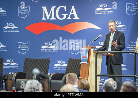 Columbus, Ohio, USA. 19 Sep, 2018. Gouverneur de l'Ohio JOHN KASICH, le conférencier pour le Midwest Governors Association s'adresse aux membres de la réunion se sont réunis mercredi 19 septembre 2018 au Centre des sciences et de l'industrie (COSI) à Columbus, Ohio. Credit : James D. DeCamp/ZUMA/Alamy Fil Live News Banque D'Images