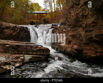 L'automne suivant le repère Creek Banque D'Images