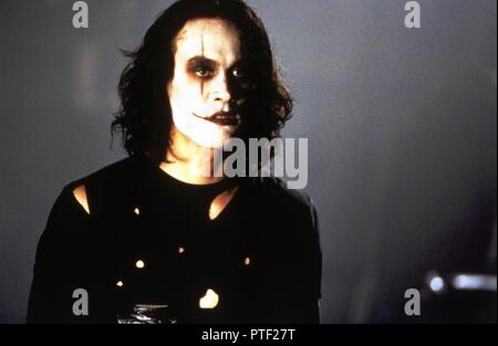 Film Original Titre : LE CORBEAU. Titre en anglais : LE CORBEAU. Année : 1994. Réalisateur : ALEX PROYAS. Stars : BRANDON LEE. Credit : MIRAMAX FILMS / Album Banque D'Images