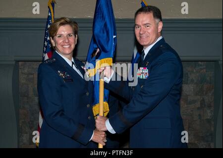 Maxwell AFB, Ala. - Lori J. Robinson, commandant, Commandement de la défense aérospatiale de l'Amérique du Nord (NORAD) et du United States Northern Command Banque D'Images