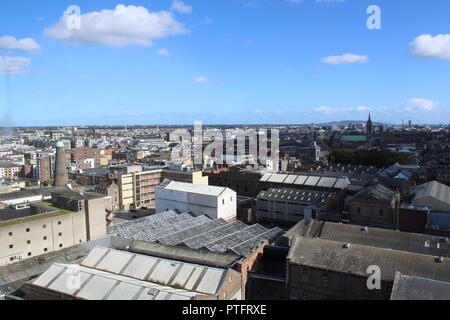 Vue sur Dublin, du haut de Guinness Storehouse Banque D'Images