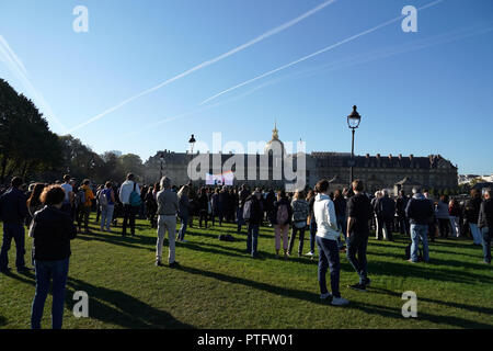 PARIS, FRANCE - 5 octobre 2018 - Paris la célébration des funérailles de Charles Aznavour à invalides lieu patrimonial, participer à l'externe aux citoyennes et fie Banque D'Images