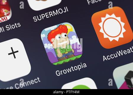 Londres, Royaume-Uni - Octobre 09, 2018 : Capture d'écran de l'application mobile Growtopia d'Ubisoft. Banque D'Images