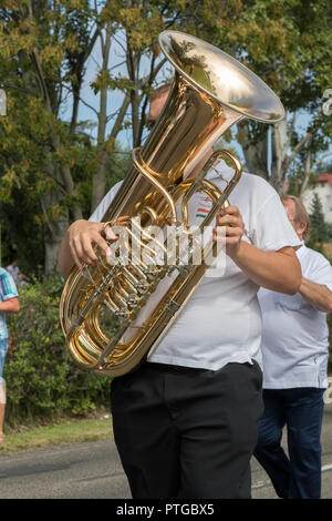 Raisin traditionnel hongrois participant à l'événement à l'automne dans un village Badacsony. 09. 09. 2018 Hongrie Banque D'Images