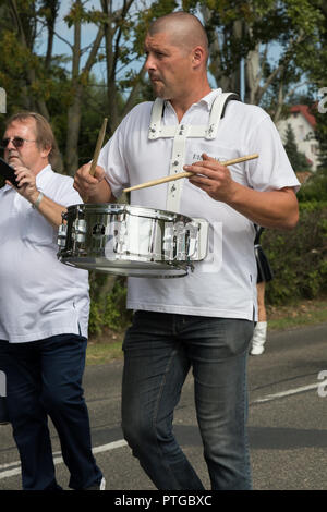 Raisin traditionnel hongrois participant à l'événement à l'automne dans un village Badacsony. 09. 09. 2018 Hongrie Banque D'Images