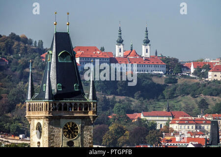 Prague Monastère Strahov Prague Tour place de la vieille ville vue sur le paysage urbain Banque D'Images