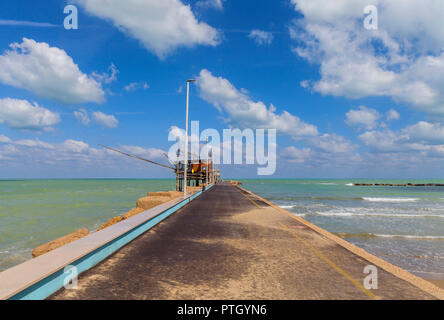 Pour Trabocchi, San Vito, Côte Adriatique dans la province de Chieti dans les Abruzzes en Italie Banque D'Images