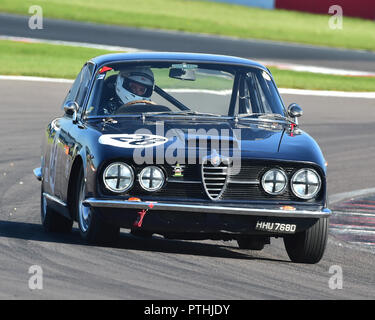 Adrian Miles, Jon Miles, Alfa Romeo 2600 Sprint, DRHC, Coys Trophy, BTCC, célébration, Donington Festival historique, 2018, sport automobile, sport automobile, mo Banque D'Images