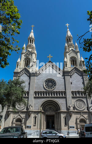 San Francisco,California,USA - 12 juin 2018 : l'église Saint Pierre et Paul à Filbert Street Banque D'Images