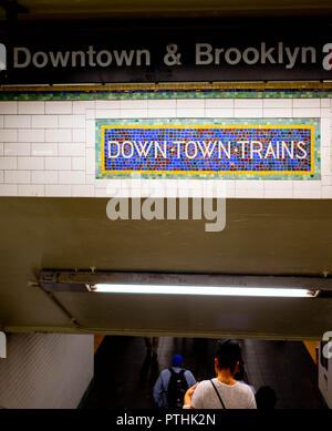 L'entrée de La station de métro Times Square 42ème Street à New York Banque D'Images