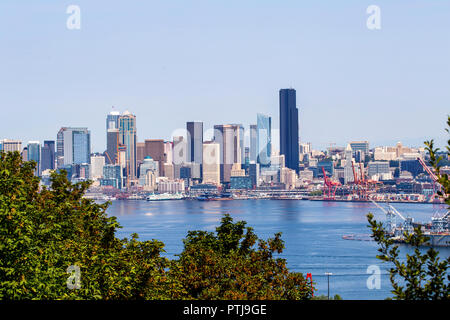 Vue de la Seattle skyline de Alki Beach Banque D'Images