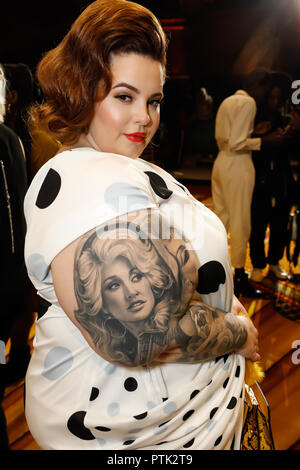 Christian Siriano pour Piste NYFW SS19 à Gotham Hall NYC comprend : Tess Holliday Où : New York, New York, United States Quand : 09 Sep 2018 Crédit : Jeff Grossman/WENN.com Banque D'Images