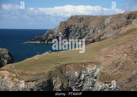 Kynance Cove situé sur la péninsule du Lézard à deux miles au nord de cap Lizard. Destination de vacances d'été. Banque D'Images