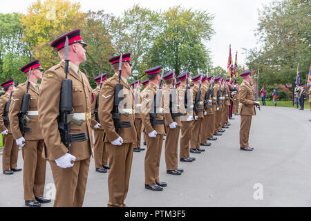 Vendredi 5 octobre - le 1er bataillon du régiment du duc de Lancastre exercé leur droit en tant que citoyens de l'arrondissement en défilant à travers les Banque D'Images