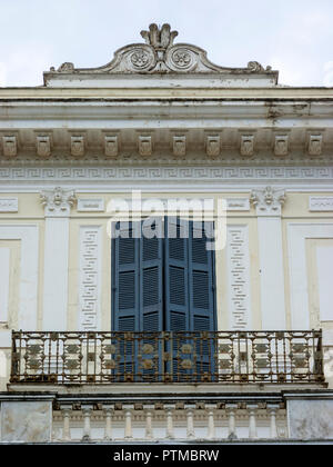 Palais Achilleion, Corfou, Grèce - 24 août 2018 : balcon au palais Achilleion, Corfou. L'Achilleion Palace se trouve dans le village de Gastouri Banque D'Images