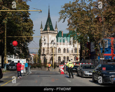 KOSICE, SLOVAQUIE - Octobre 6, 2018. 95 TBS Studio Mezinarodni Mieru, 95 MMM 2018, Kosice. Marathon International de la paix 95 Kosice, Slovaquie Banque D'Images