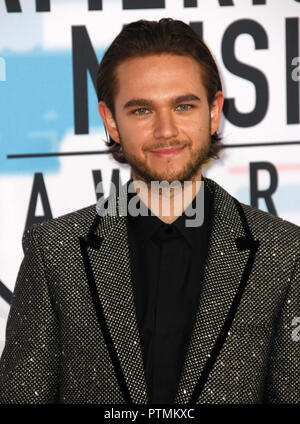 LOS ANGELES, CA - 09 OCTOBRE : Zedd assiste à la 2018 American Music Awards au Théâtre de Microsoft le 9 octobre 2018 à Los Angeles, Californie. (Photo de imageSPACE/MediaPunch) Banque D'Images