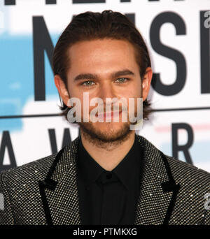 LOS ANGELES, CA - 09 OCTOBRE : Zedd assiste à la 2018 American Music Awards au Théâtre de Microsoft le 9 octobre 2018 à Los Angeles, Californie. (Photo de imageSPACE/MediaPunch) Banque D'Images