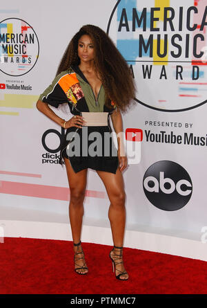 LOS ANGELES, CA - 09 OCTOBRE : Ciara assiste à la 2018 American Music Awards au Théâtre de Microsoft le 9 octobre 2018 à Los Angeles, Californie. (Photo de imageSPACE/MediaPunch) Banque D'Images