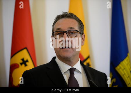 Vienne, Autriche. 10 octobre 2018. Conseil des ministres de la Chancellerie fédérale. La photo montre le vice-chancelier Heinz Christian Strache (FPÖ). Credit: Franz PERC / Alamy Live News Banque D'Images