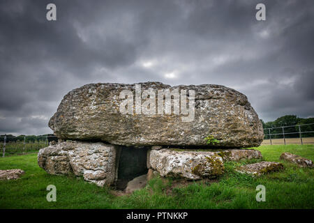 Lligwy chambre funéraire néolithique sur l'Anglesey, au Pays de Galles, Royaume-Uni Banque D'Images