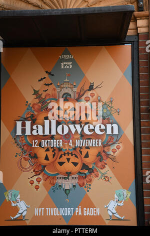 Copenhague/Danemark 11 octobre..2018..Ouverture officielle de la saison d'Halloween dans le jardin Tivoli à partir du 12 octobre 2018-4 novembre 2018 capitale danoise Copenhague au Danemark. (Photo. .Francis Joseph Doyen / Deanpictures. Crédit : François-Joseph Doyen / Deanpictures/Alamy Live News Banque D'Images