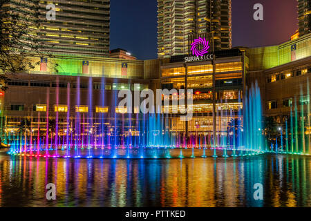 Centre commercial Suria KLCC, Kuala Lumpur, Malaisie Banque D'Images