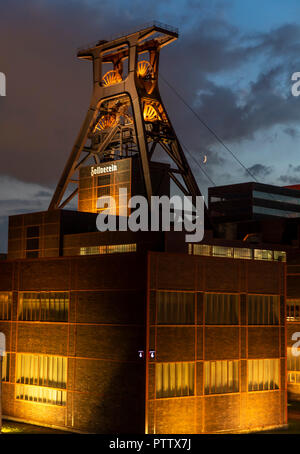 Mine de charbon de Zollverein à Essen, NRW, Site du patrimoine mondial de l'échafaudage de l'arbre, Doppelbock XII, Banque D'Images