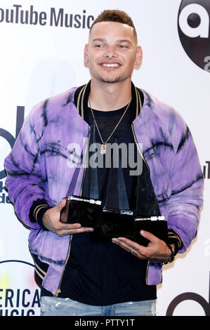 Kane Brown participant à la 46th Annual American Music Awards au Théâtre de Microsoft le 9 octobre 2018 à Los Angeles, Californie. Banque D'Images