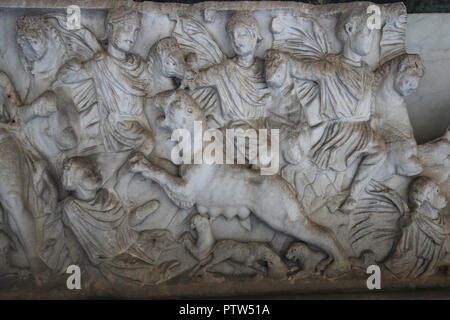 L'Italie. Pise. Camposanto. Sarcophage romain. Fragment. Scène de chasse. Période Impériale. Banque D'Images