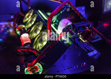 Close up de pc pour les jeux avec des LED de couleur Banque D'Images