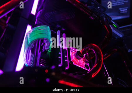 Close up de pc pour les jeux avec des LED de couleur Banque D'Images