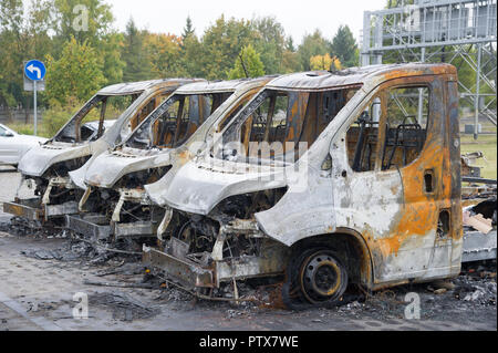 Voitures brûlées à Gdansk, Pologne. 7 octobre 2018 © Wojciech Strozyk / Alamy Stock Photo Banque D'Images