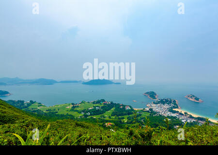 L'île de Hong Kong montagneux panoramique vue panoramique de Shek O Dragon's Back Mountain Trail Banque D'Images