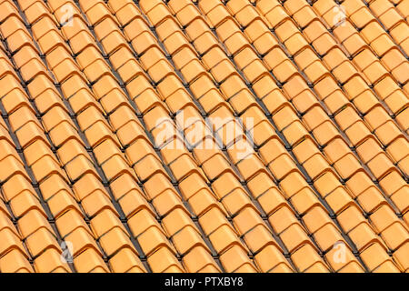 Toiture tuiles dans les schémas répétitifs, vieille architecture maisons-boutiques Asie Singapour Banque D'Images