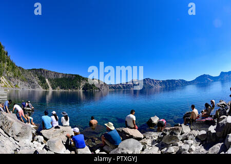 Le Crater Lake, Oregon, USA Banque D'Images