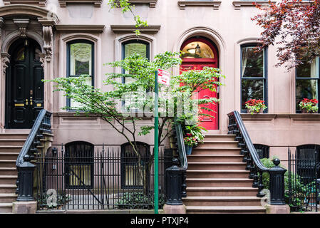 Classic old apartment building à Greenwich Village, New York City Banque D'Images