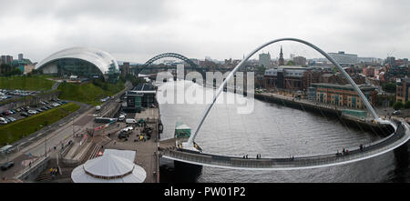 Autour du Royaume-Uni - une image panoramique de Bridges sur la rivière Tyne, Newcastle Banque D'Images