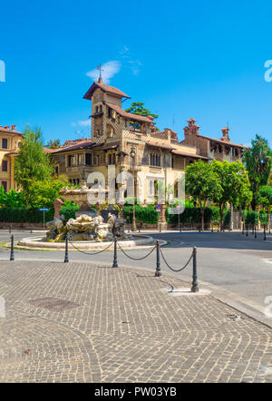 Rome, Italie - l'ésotérique quart de Rome, appelé 'quartiere Coppedè", conçu par l'architecte Gino Coppedè composé de dix-huit châteaux Banque D'Images