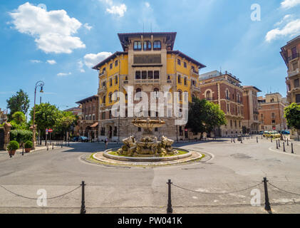 Rome, Italie - l'ésotérique quart de Rome, appelé 'quartiere Coppedè", conçu par l'architecte Gino Coppedè composé de dix-huit châteaux Banque D'Images