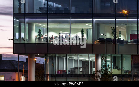 Albert Quay, Cork, Irlande. 27 octobre 2016. Tôt le matin, conférence qui aura lieu dans les bureaux à l'une de Albert Quay, Cork, Irlande. Banque D'Images